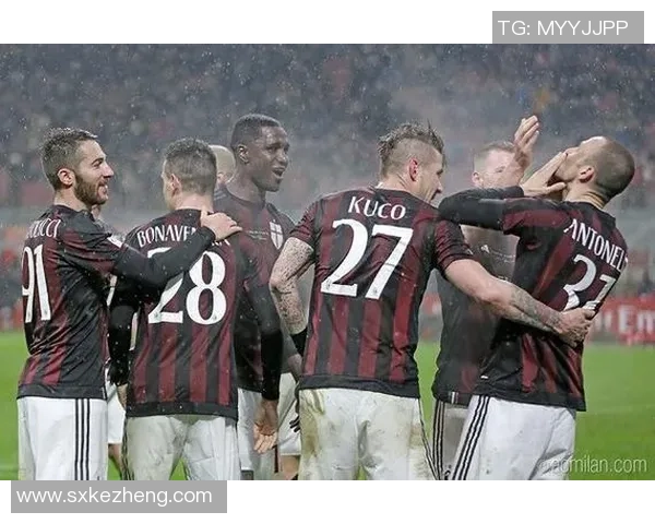 世界杯国米与AC米兰激战成平局补时进球引发全场狂欢战术分析详解