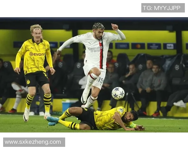 世界杯精彩对决AC米兰狂胜多特蒙德补时进球点燃全场激情 世界杯精彩对决AC米兰狂胜多特蒙德补时进球点燃全场激情