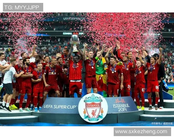 英超焦点战巴黎圣日耳曼与曼联战平红牌事件引发全场热议