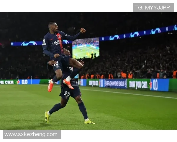 欧冠激战：巴黎圣日耳曼与巴萨战成平局绝杀时刻引发全场沸腾