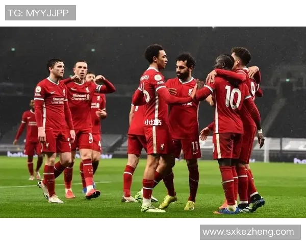 皇马与利物浦友谊赛激战四三战术解析揭示精彩瞬间与反转