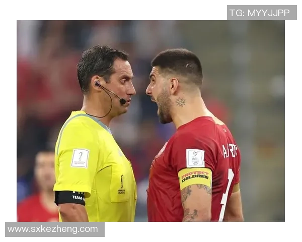 英超激战皇马险胜里昂争议判罚引发全场热议 英超激战皇马险胜里昂争议判罚引发全场热议